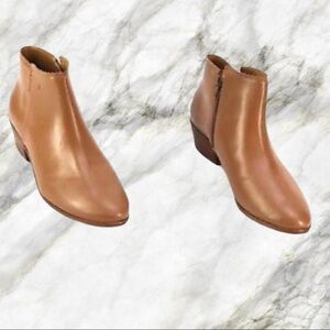 Jack Rogers tan leather slip on booties